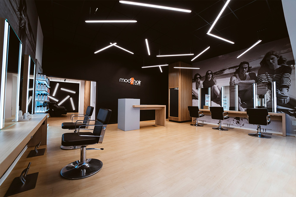 mod's hair Salon